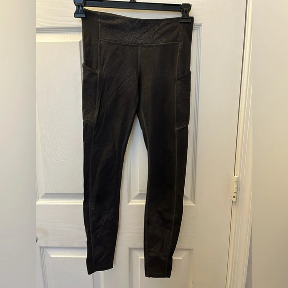 Lululemon Speed Up Tight *Full-On Luxtreme 28" - Picture 2 of 5